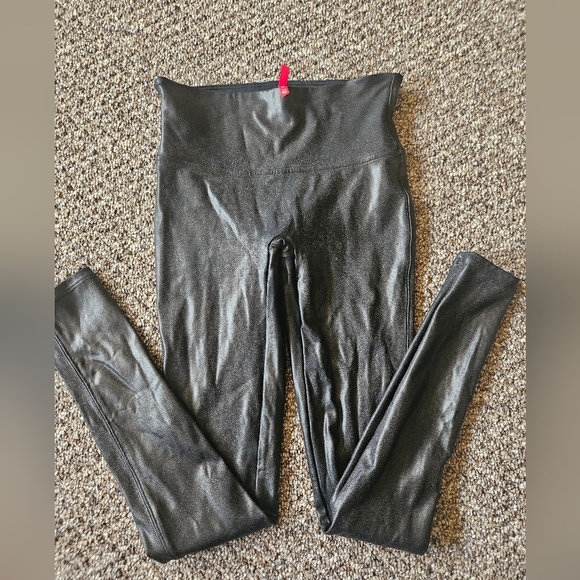 SPANX Faux Leather Full Length High Waisted Leggings Size Small - Picture 2 of 6